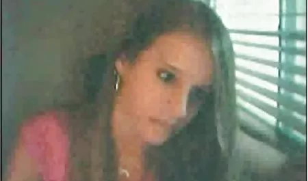 خانه شبانه روزی Cougar شهوانی تصویری