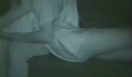 Milf Blowjob در باشگاه داستانهای مصور شهوانی نودویست