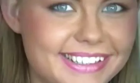 او شما را آرام شهوانیsex می کند