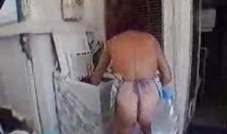 جوراب شلواری MILF ژاپنی داستان سکس تصویری جدید شهوانی