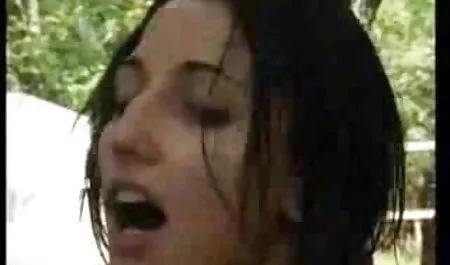 شلخته آماتور جوان fucks سکس با زن همسایه شهوانی می کند و دوست hubbys خود را می خورد