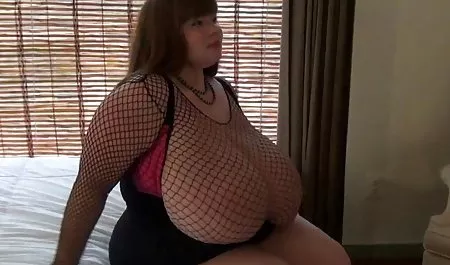 Desi داستان ضربدری شهوانی آماتور bhabhi توسط رئیس لعنتی