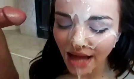 خیلی سکسی و شهوانی زیبا برای لعنتی یک دکمه!