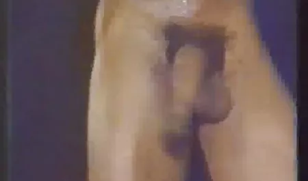 dildo شهوانی سکس زوری مقعد برانک bucktooth و انگشت زدن